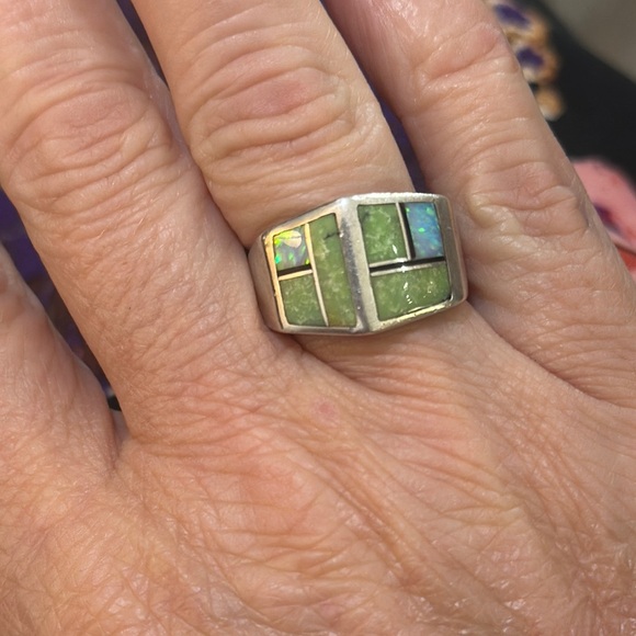 Silver Ring with Green and Blue Inlay - Picture 5 of 7